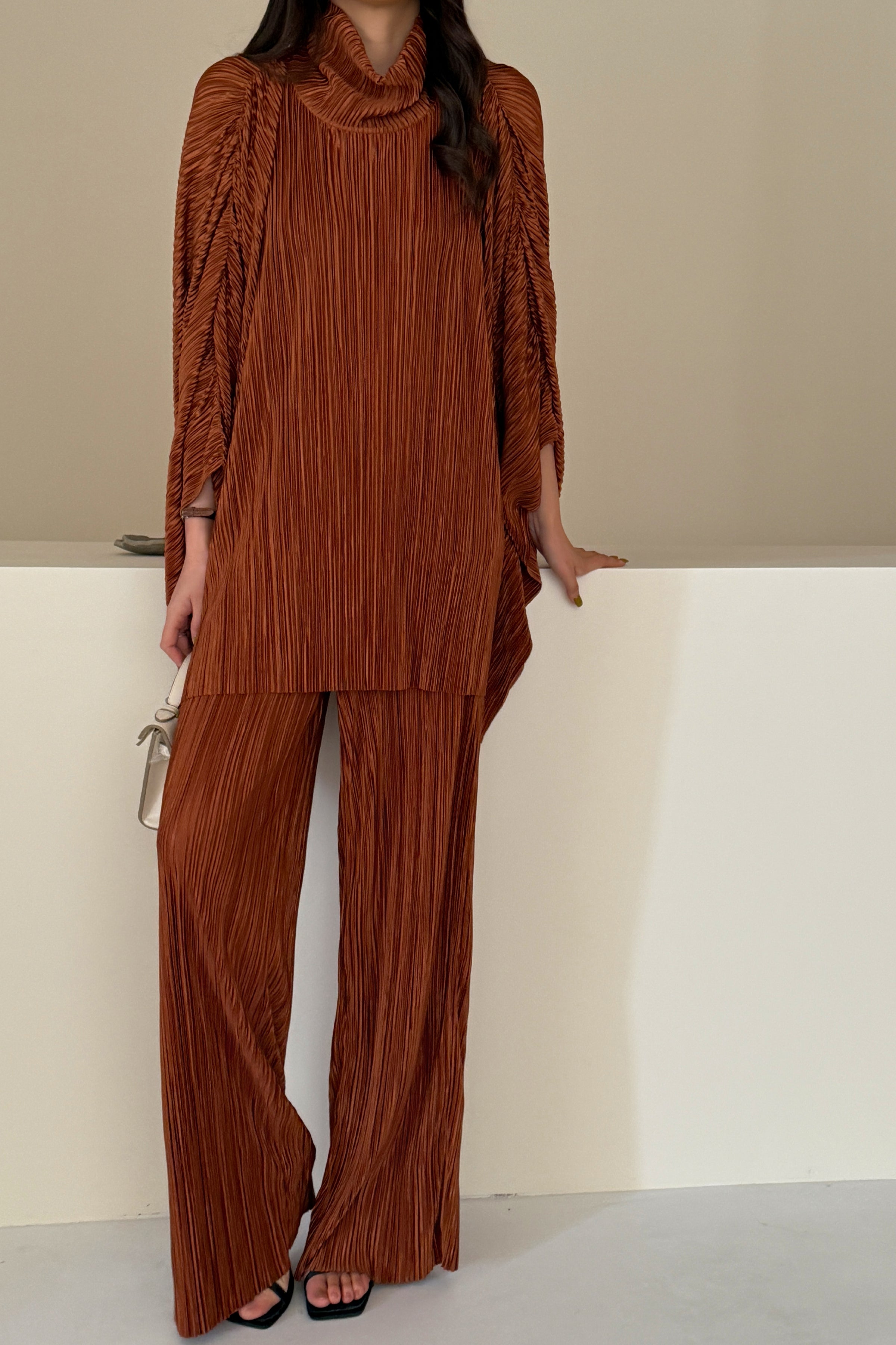 Istanbul Rustic Pleated Suit