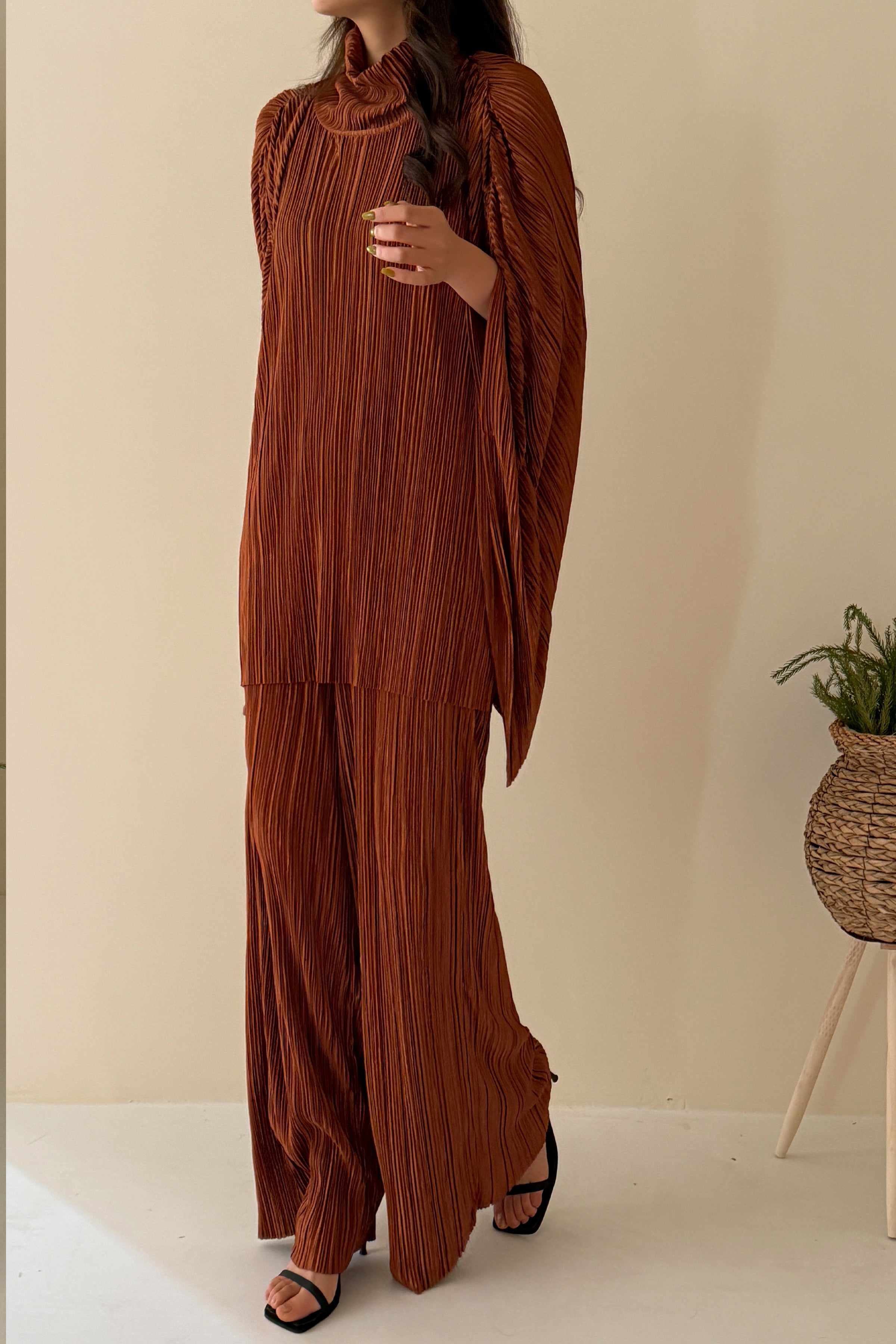 Istanbul Rustic Pleated Suit