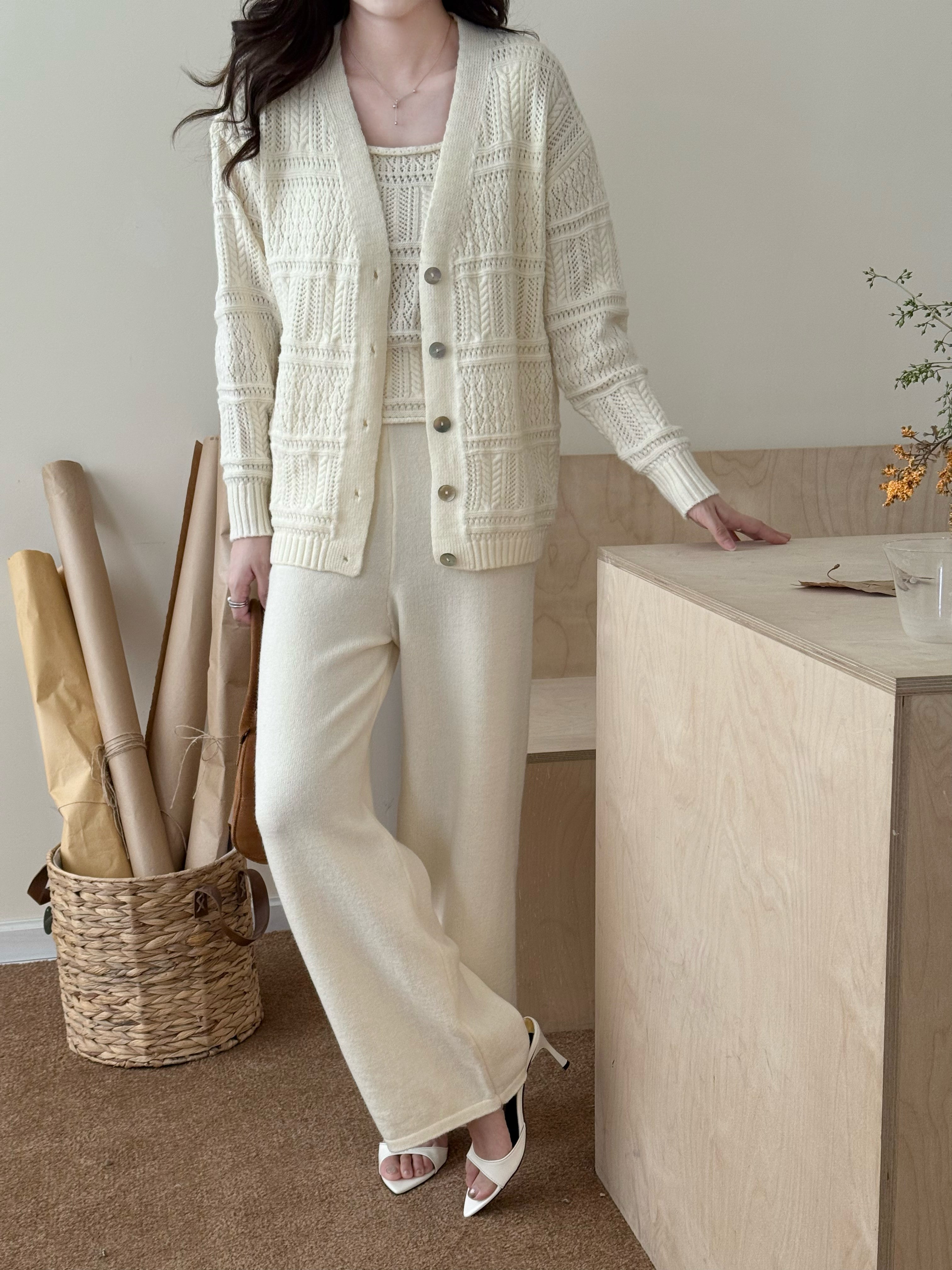 TINA WHITE DETAIL THREE PIECE KNIT SUIT