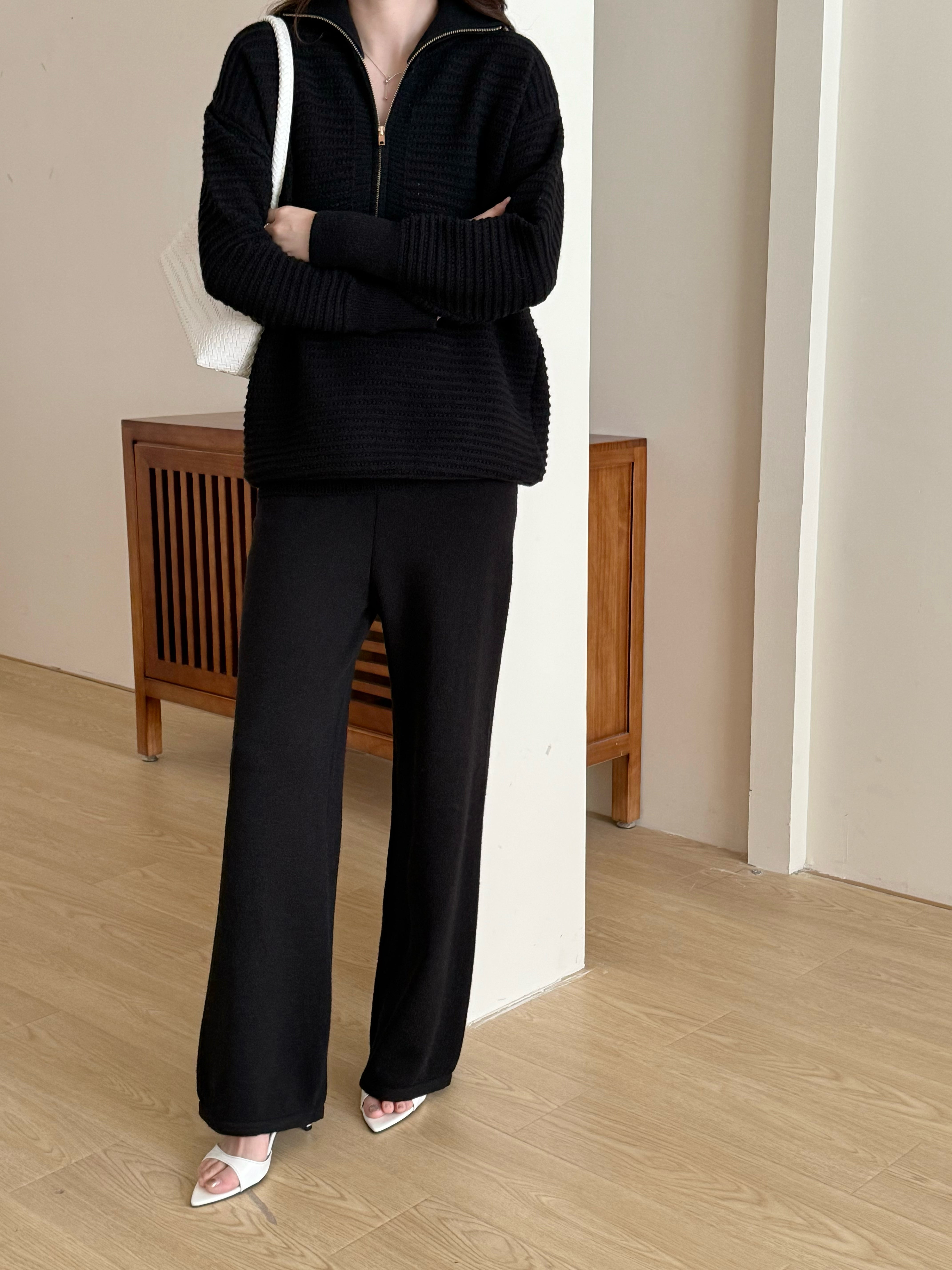 LOLO KNIT DETAIL SUIT BLACK