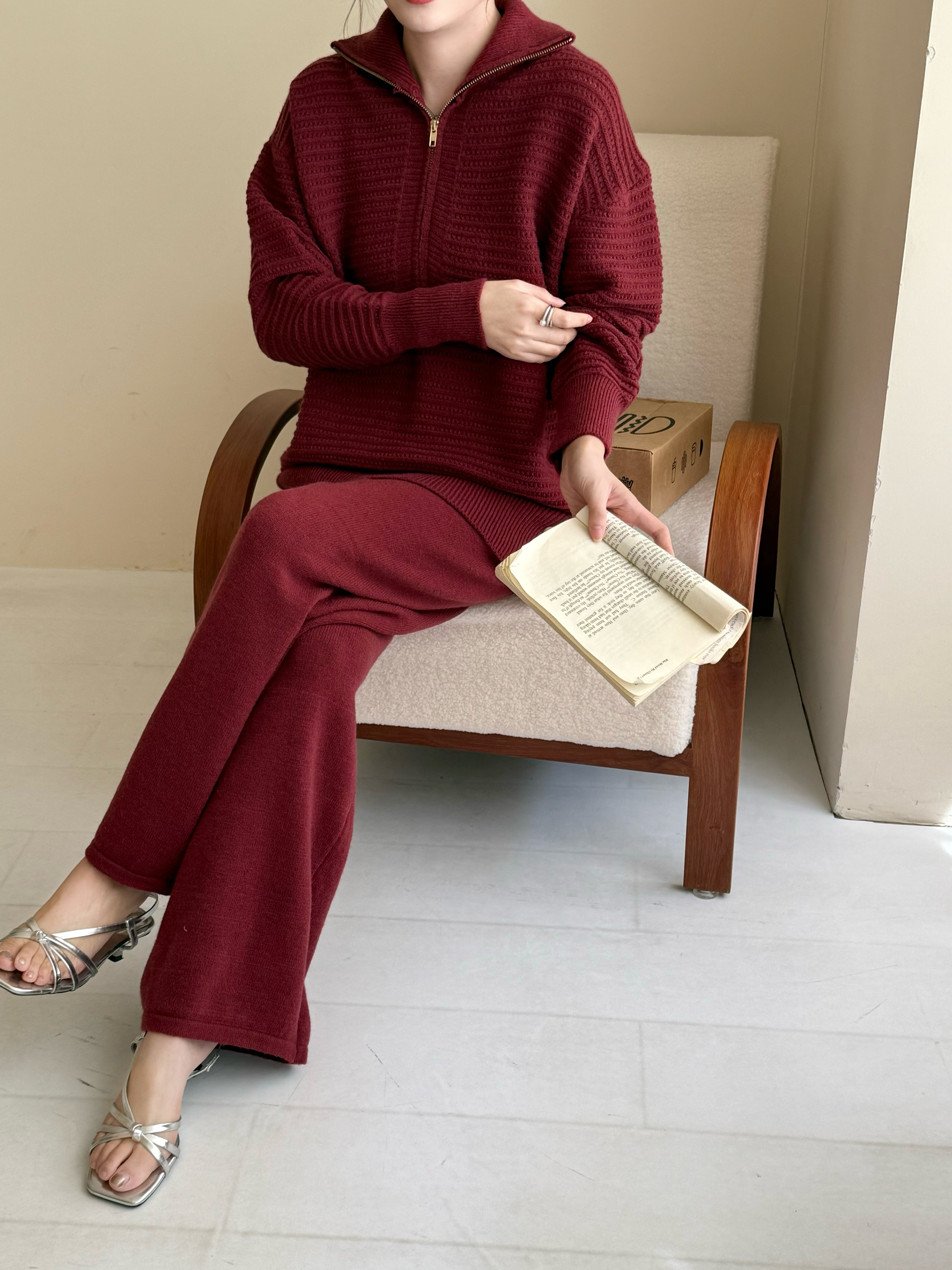 LOLO KNIT DETAIL SUIT CHERRY