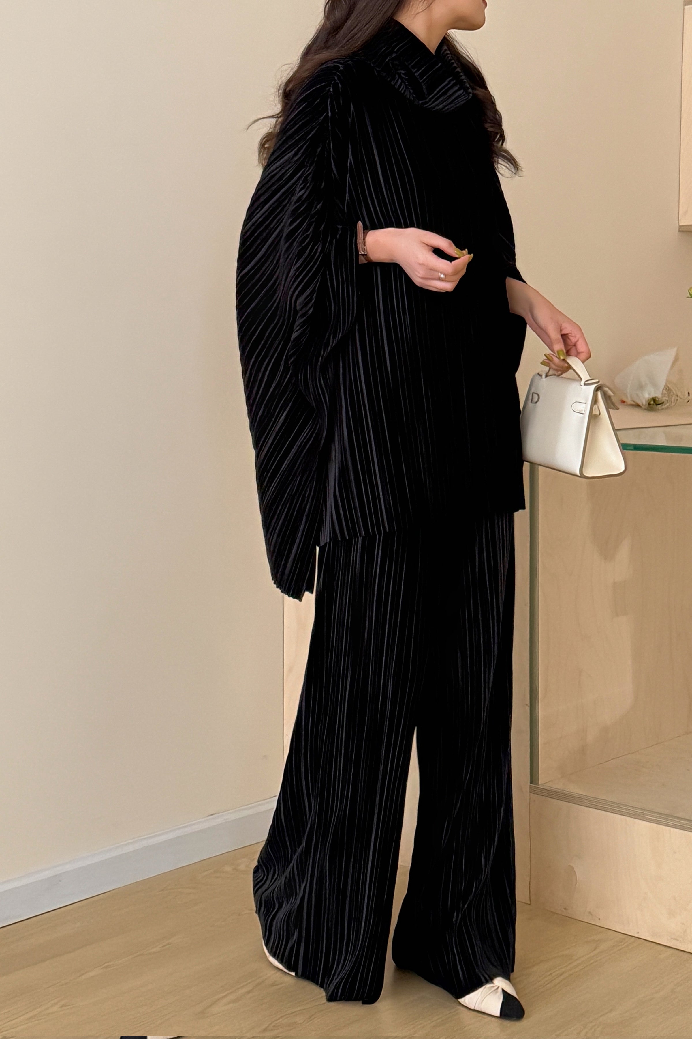 Oslo Black Velvet Pleated Suit