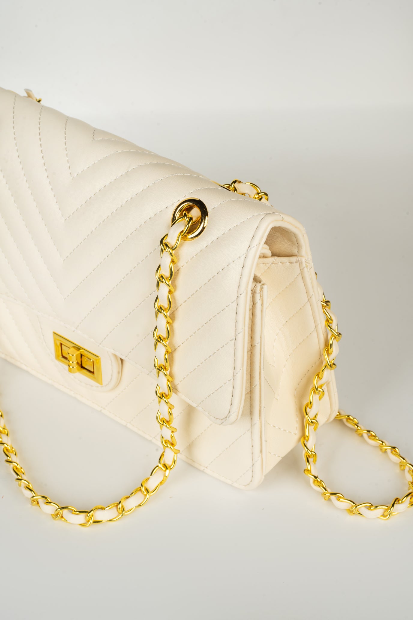 Valencia White Bag