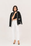 Leyla Black and white sweater perl button