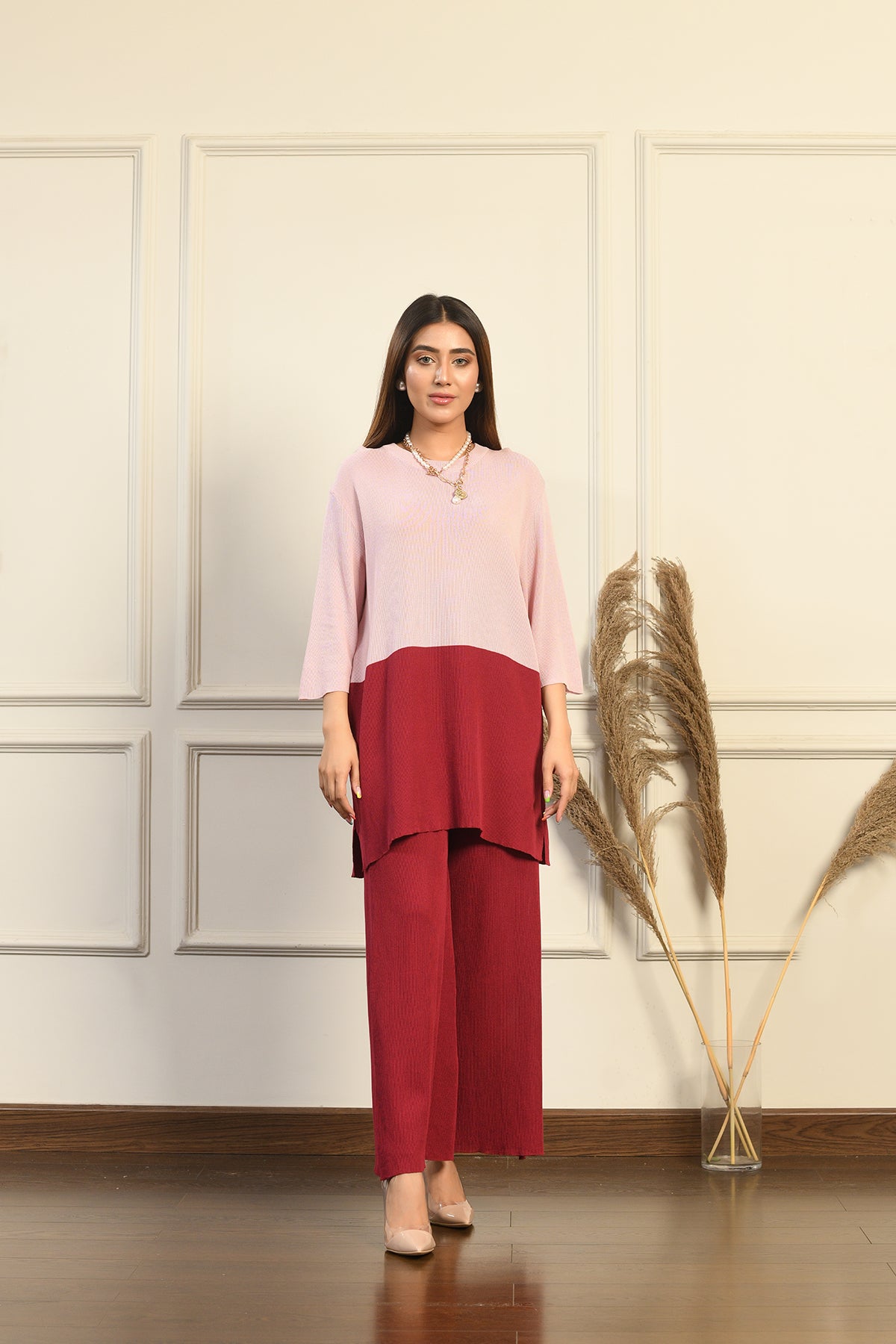 Mary Contrast Separates Pink